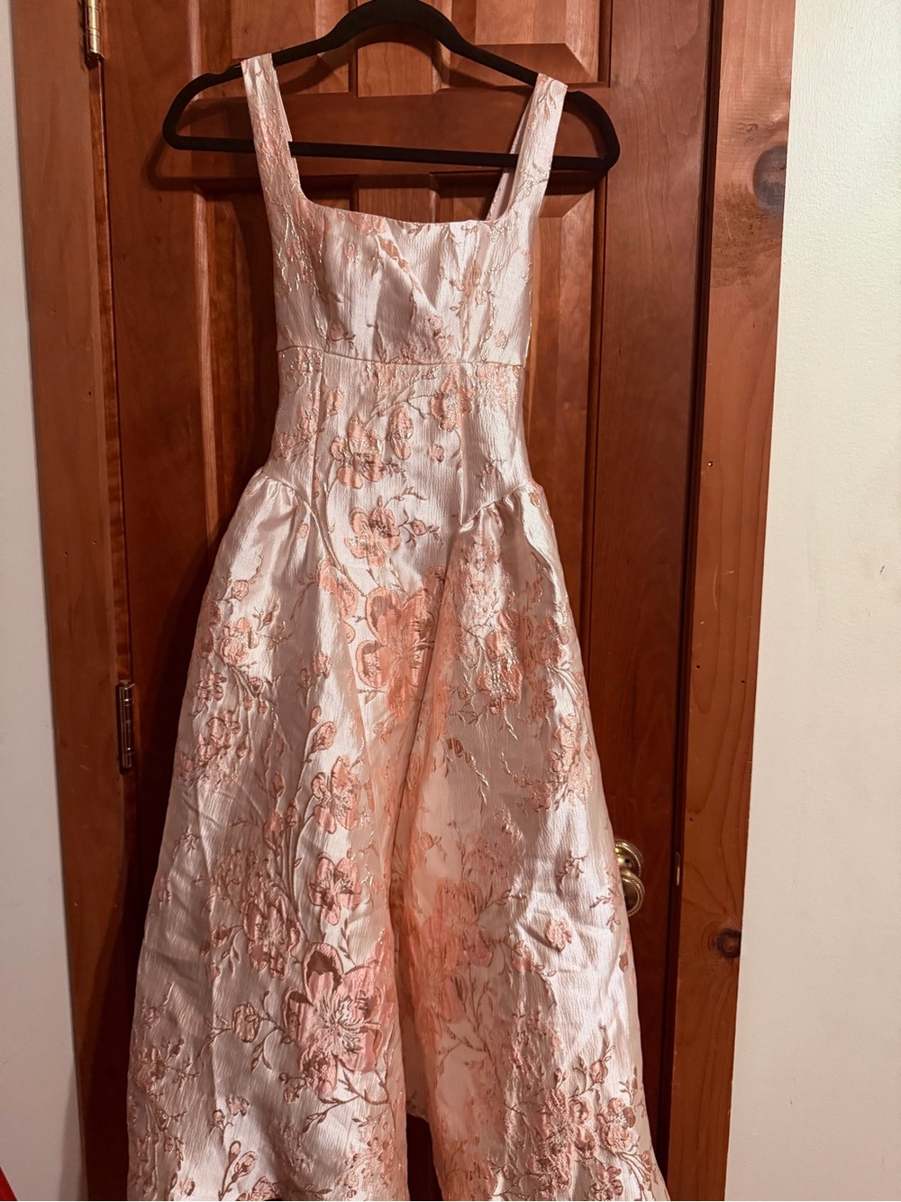 Cider Women’s Stunning Pink Floral Brocade Dress